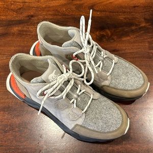 Women’s Sorel waterproof boot size 9